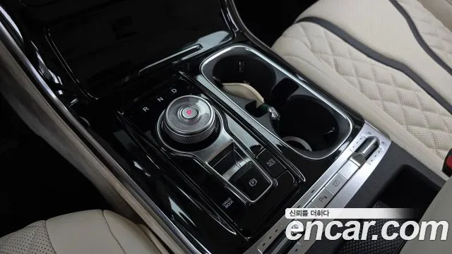 Kia Carnival 2021 thumb 9
