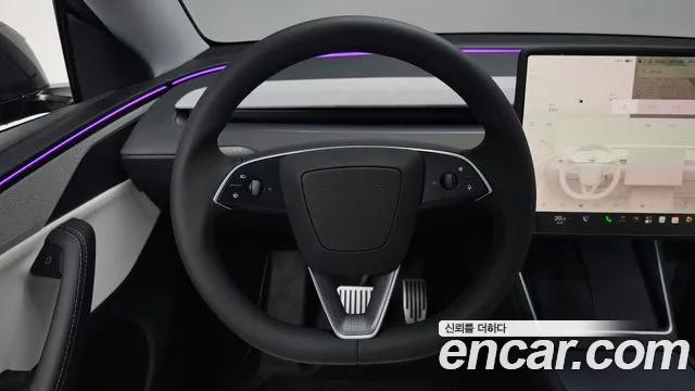 Tesla Model Y 2025 thumb 12
