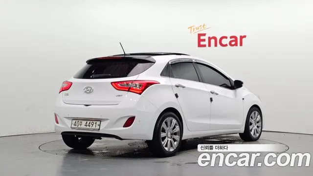 Hyundai i30 2014 thumb 2