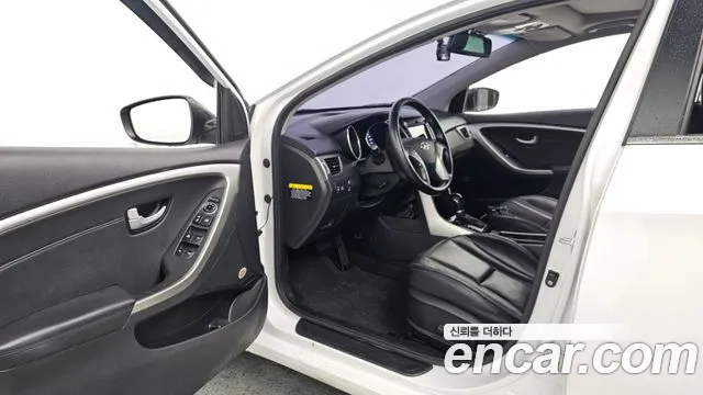 Hyundai i30 2014 thumb 10
