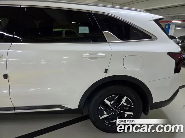 Kia Sorento 2023 thumb 9
