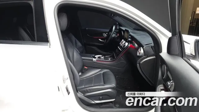 Mercedes-Benz GLC 2019 thumb 11