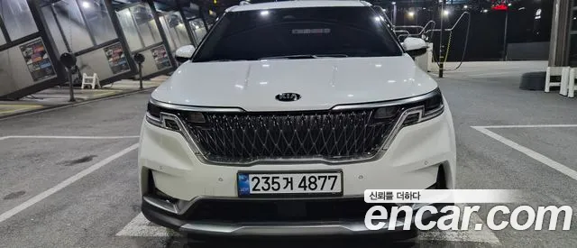Kia Carnival 2021 thumb 3