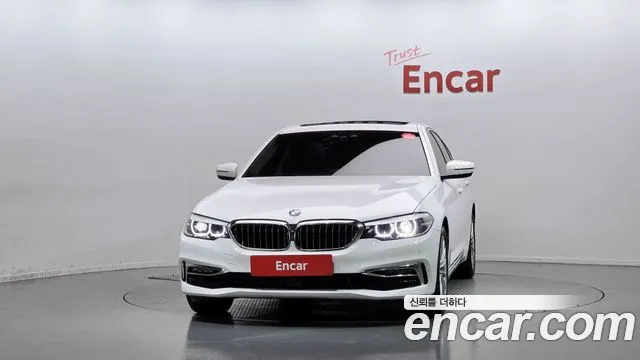 BMW 5 серии 2019 thumb 3