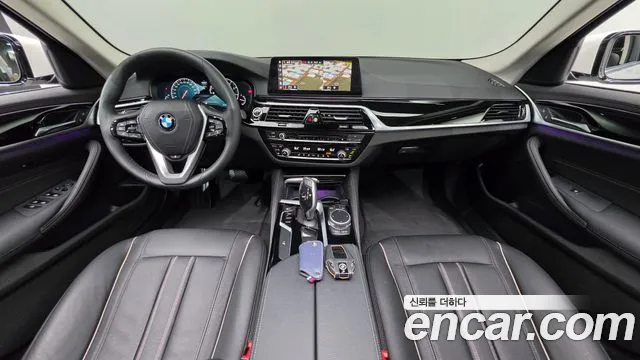 BMW 5 серии 2019 thumb 7