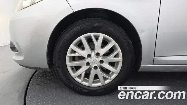 Renault Fluence 2012 thumb 5