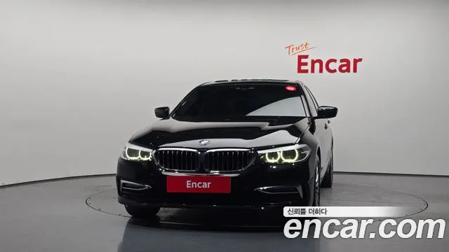 BMW 5 серии 2019 thumb 3