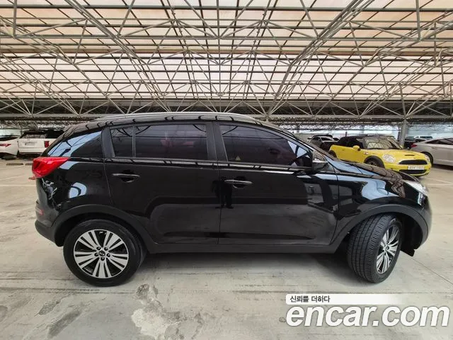 Kia Sportage 2013 thumb 9