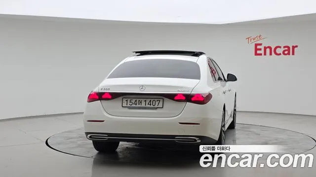 Mercedes-Benz E-Класс 2024 thumb 4
