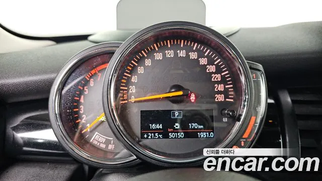 Mini Hatch 2020 thumb 8