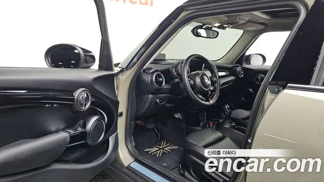 Mini Hatch 2020 thumb 10