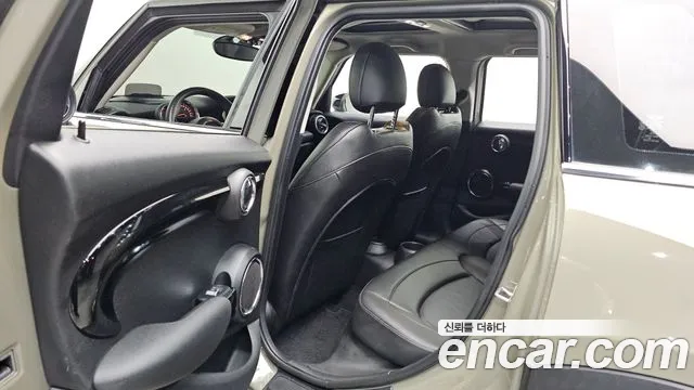 Mini Hatch 2020 thumb 12