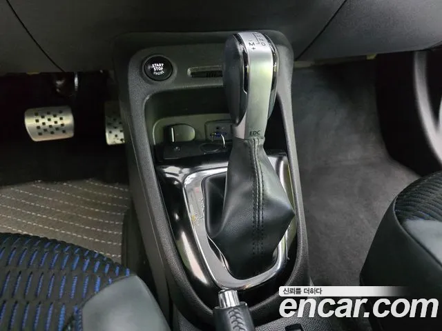 Renault Captur 2017 thumb 9