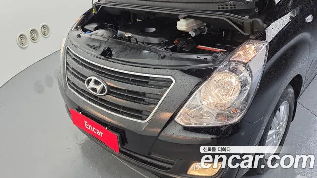 Hyundai Starex 2016 thumb 6
