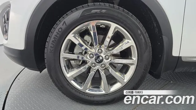 Kia Sorento 2017 thumb 5