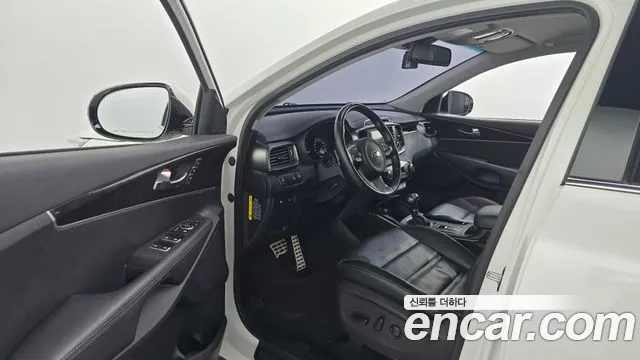Kia Sorento 2017 thumb 10