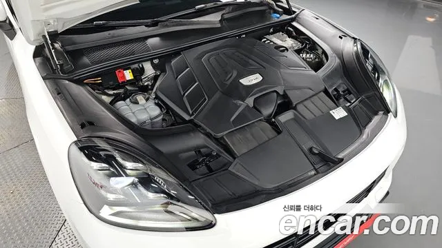 Porsche Cayenne 2021 thumb 5
