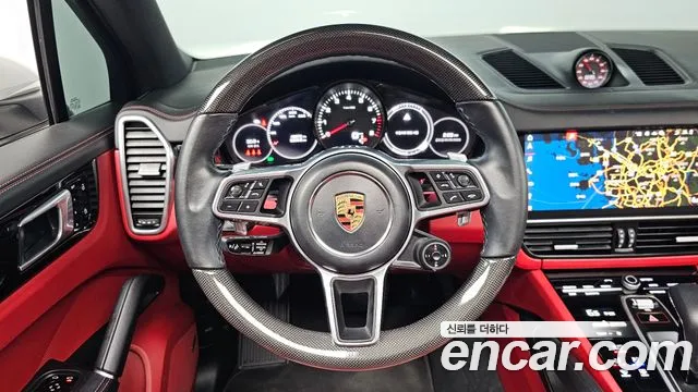 Porsche Cayenne 2021 thumb 12