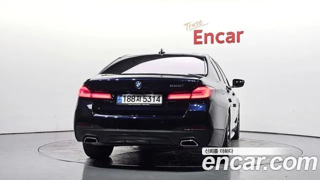 BMW 5 серии 2022 thumb 4