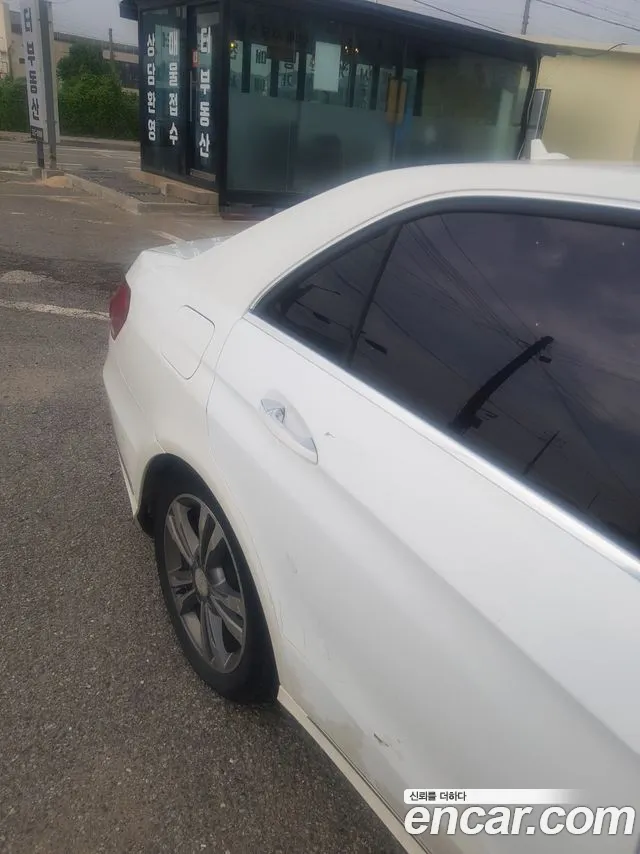 Mercedes-Benz E-Класс 2015 thumb 4