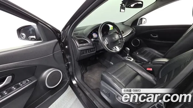 Renault Fluence 2014 thumb 10