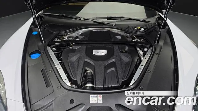 Porsche Panamera 2020 thumb 6