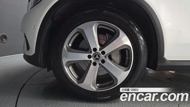 Mercedes-Benz GLC 2019 thumb 4
