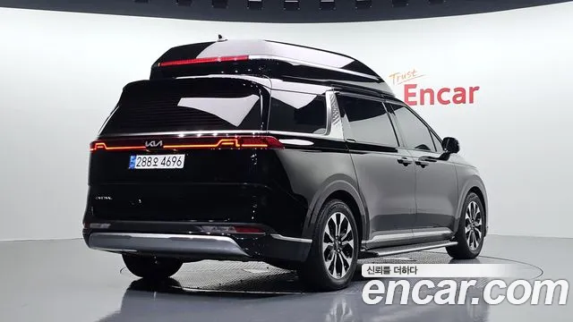 Kia Carnival 2022 thumb 2