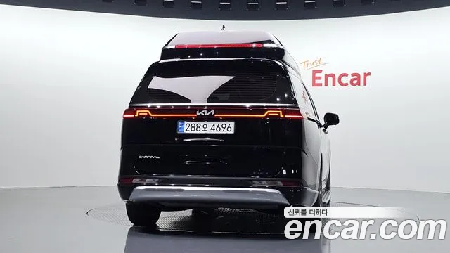 Kia Carnival 2022 thumb 4