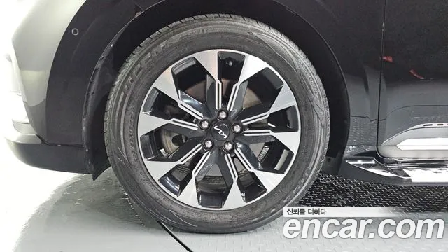 Kia Carnival 2022 thumb 5