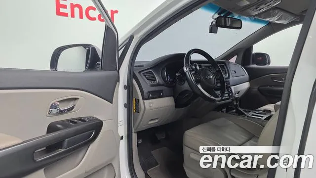 Kia Carnival 2020 thumb 10