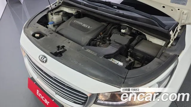 Kia Carnival 2014 thumb 6