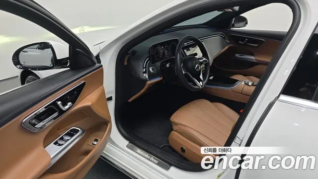 Mercedes-Benz E-Класс 2024 thumb 9