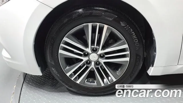 Hyundai Grandeur 2013 thumb 5