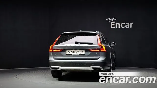 Volvo V90 2019 thumb 4