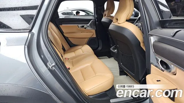 Volvo V90 2019 thumb 12