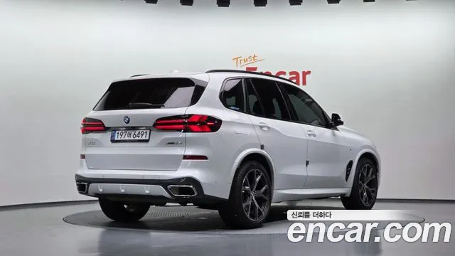 BMW X5 2024 thumb 2