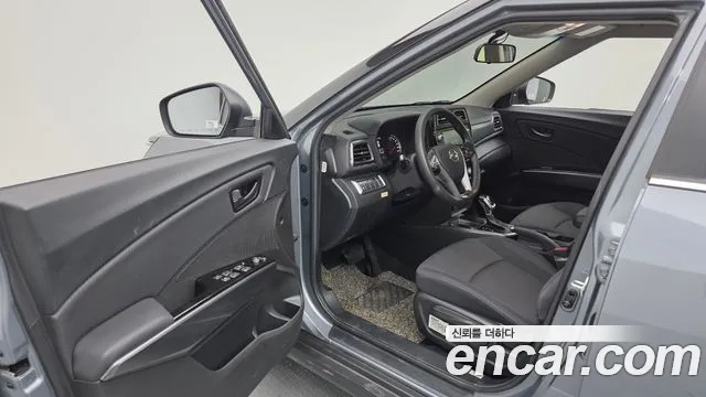 KG_Mobility_Ssangyong TIBOLI 2022 thumb 10