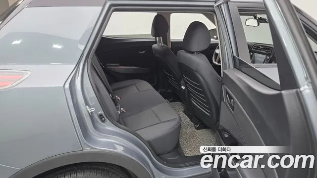 KG_Mobility_Ssangyong TIBOLI 2022 thumb 11