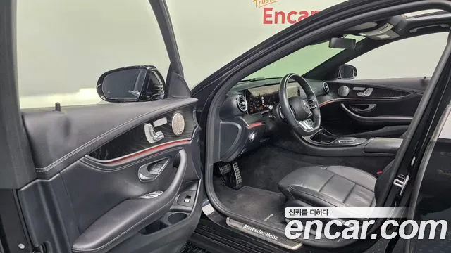 Mercedes-Benz E-Класс 2022 thumb 10