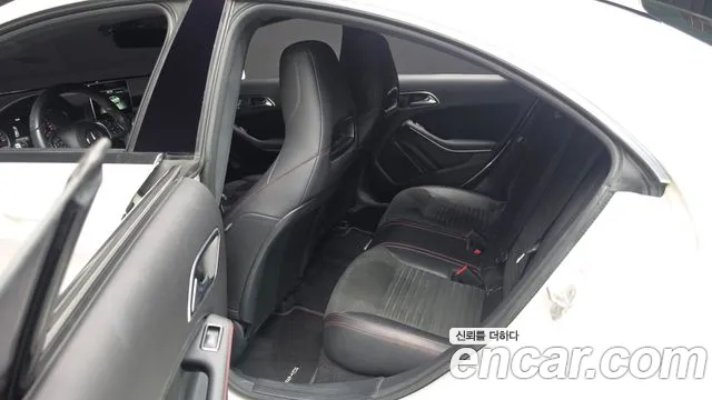 Mercedes-Benz CLA 2017 thumb 11