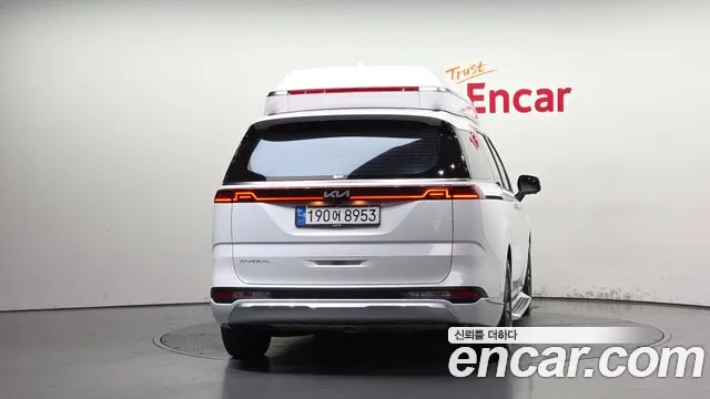Kia Carnival 2022 thumb 4