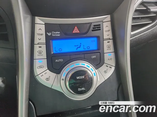 Hyundai Avante 2011 thumb 8