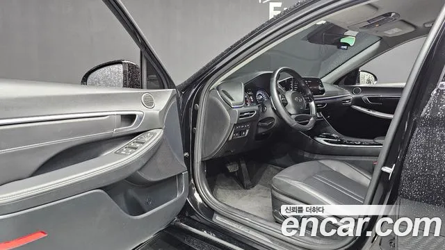 Hyundai Sonata 2021 thumb 10