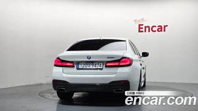 BMW 5 серии 2022 thumb 4