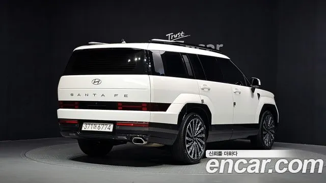 Hyundai Santa Fe 2023 thumb 2