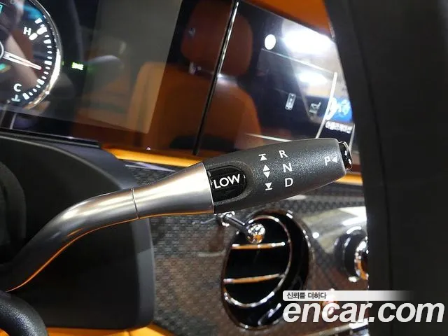 Rolls-Royce Ghost 2023 thumb 9