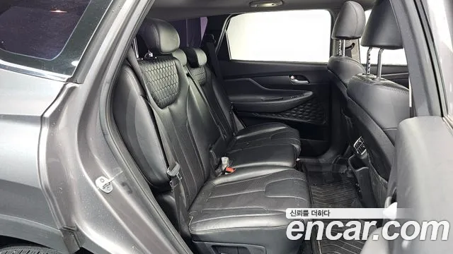 Hyundai Santa Fe 2018 thumb 11