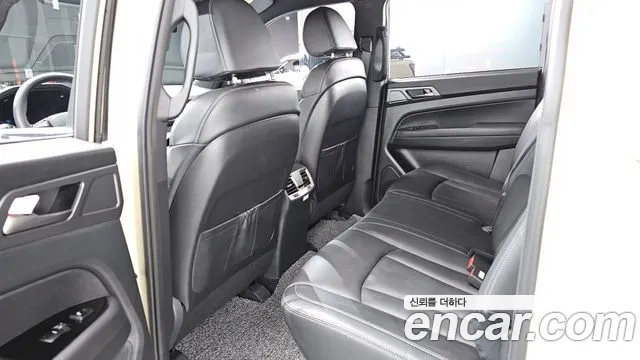 KG_Mobility_Ssangyong Rexton 2024 thumb 11