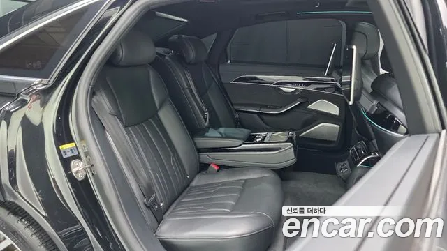 Audi A8 2020 thumb 10
